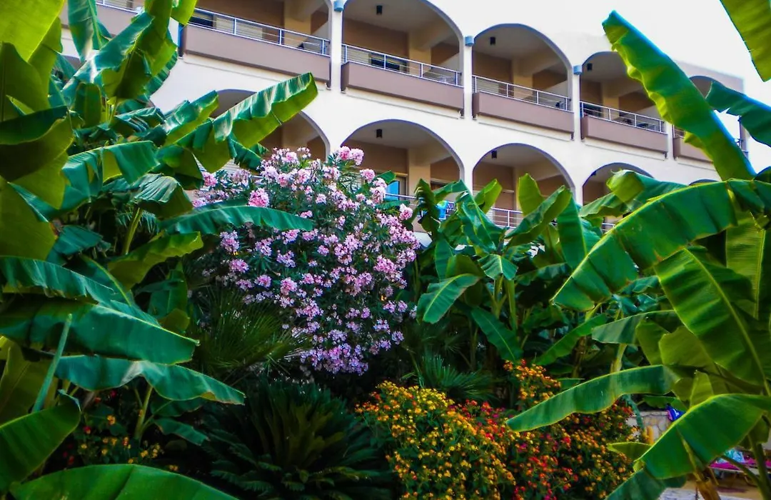 Paradise Lost Hotel-Apartments-1